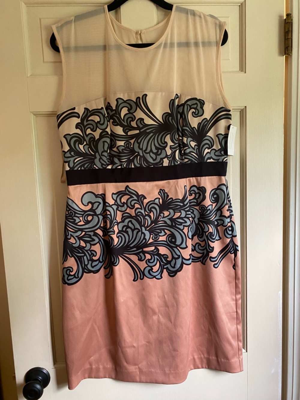 Sleeveless Pink-Coral Floral-Print Sheath Dress